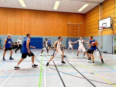 prange-cup-2024-unsere-ibg-basketballmannschaft-die-dunkin-robots-beim-teamsport-event-in-plettenberg