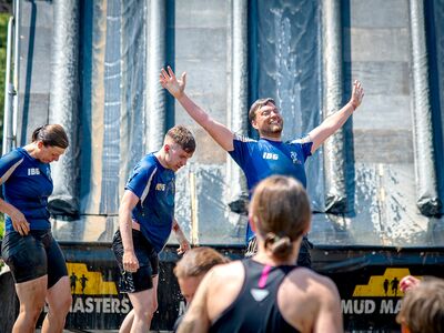 IBG-Teamsport: Mud Masters 2023 - Festival atmosphere with obstacles and mud