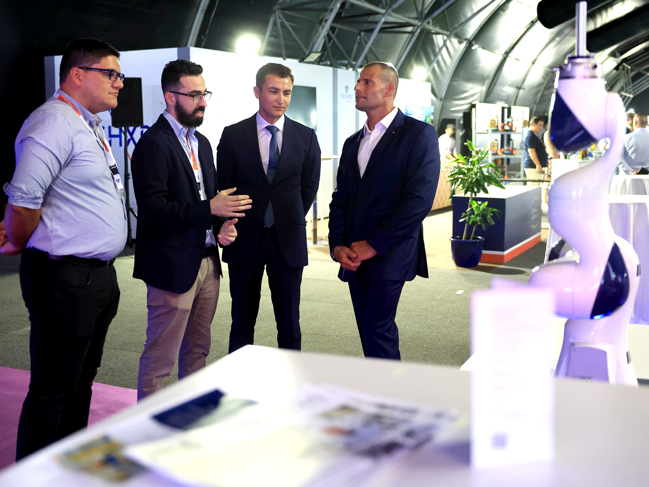 TECHXPO MALTA 2023: the IBG team in discussion with Prime Minister Robert Abela and Minister Silvio Schembri about ongoing developments at IBG Automation Malta.